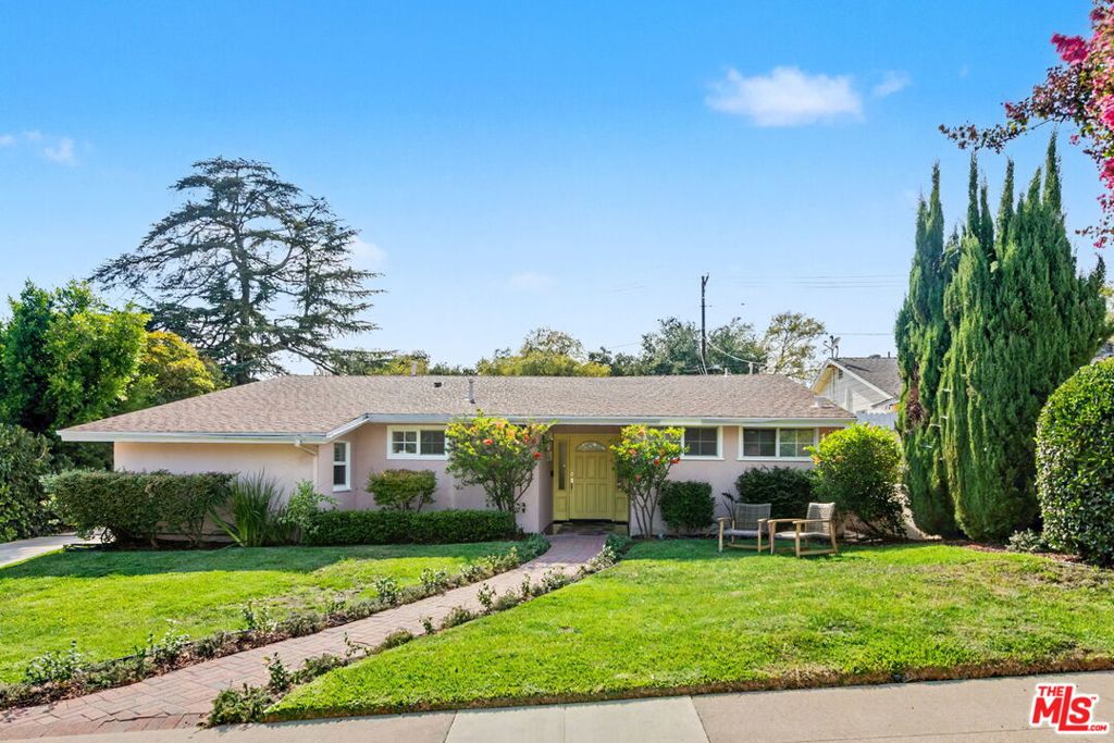 975 Pepperhill Road, Pasadena, CA 91107 — photo 1