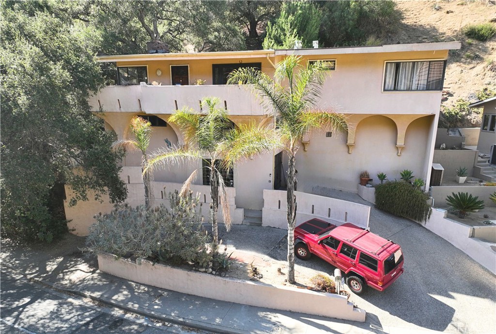2567 E Chevy Chase, Glendale, CA 91206 — photo 1