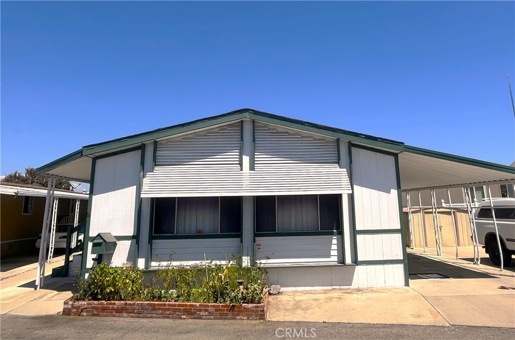 28 Orange, Anaheim, CA 92801 — photo 1
