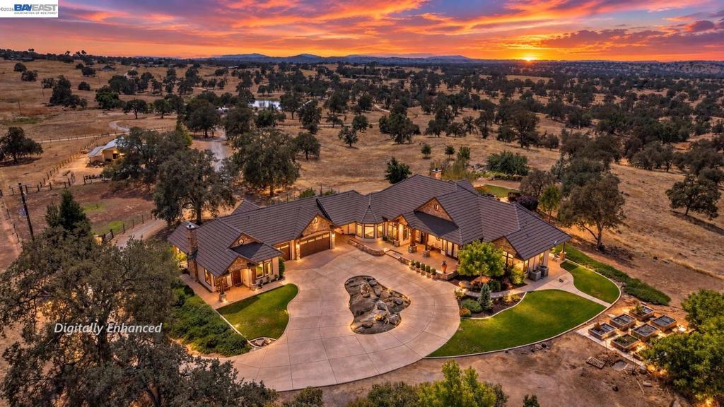 34310 Barn Owl Rd, Raymond, CA 93653 — photo 1