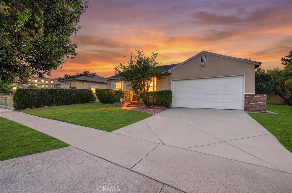 6724 De Celis Place, Lake Balboa, CA 91406 — photo 1