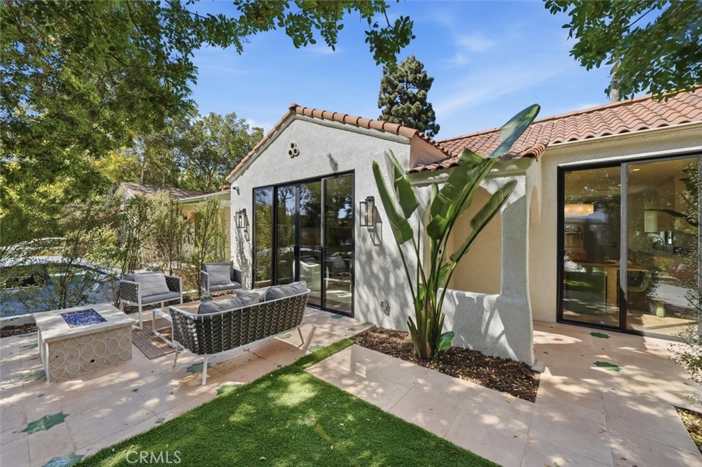 9127 Hargis, Los Angeles, CA 90034 — photo 1