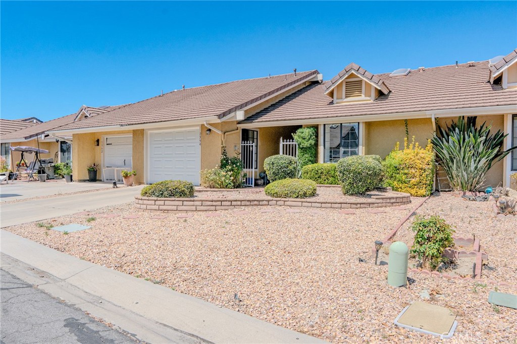1354 Yorktown, San Jacinto, CA 92583 — photo 1