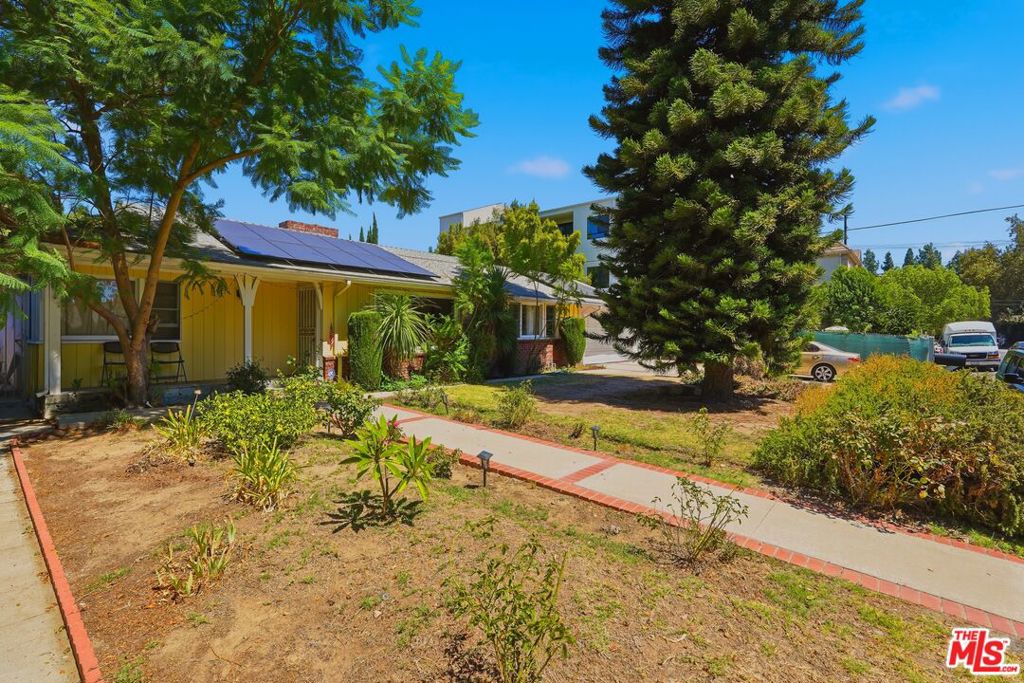 15719 Vose Street, Los Angeles, CA 91406 — photo 1