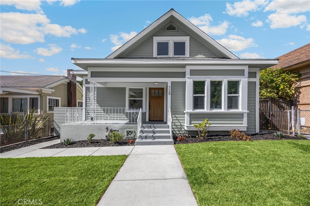 724 Solano, Los Angeles, CA 90012 — photo 1