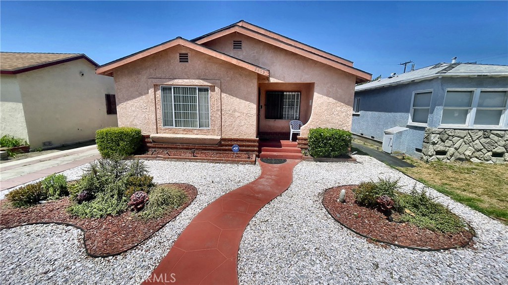 2453 Easy, Long Beach, CA 90810 — photo 1