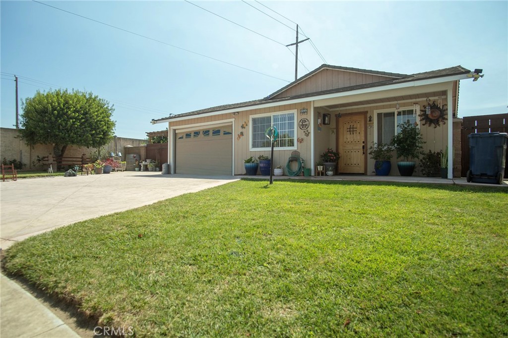 101 Pine Circle, King City, CA 93930 — photo 1