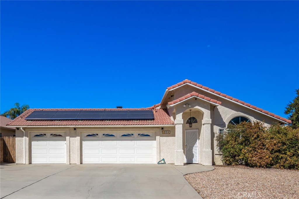 771 De Passe Way, Hemet, CA 92544 — photo 1
