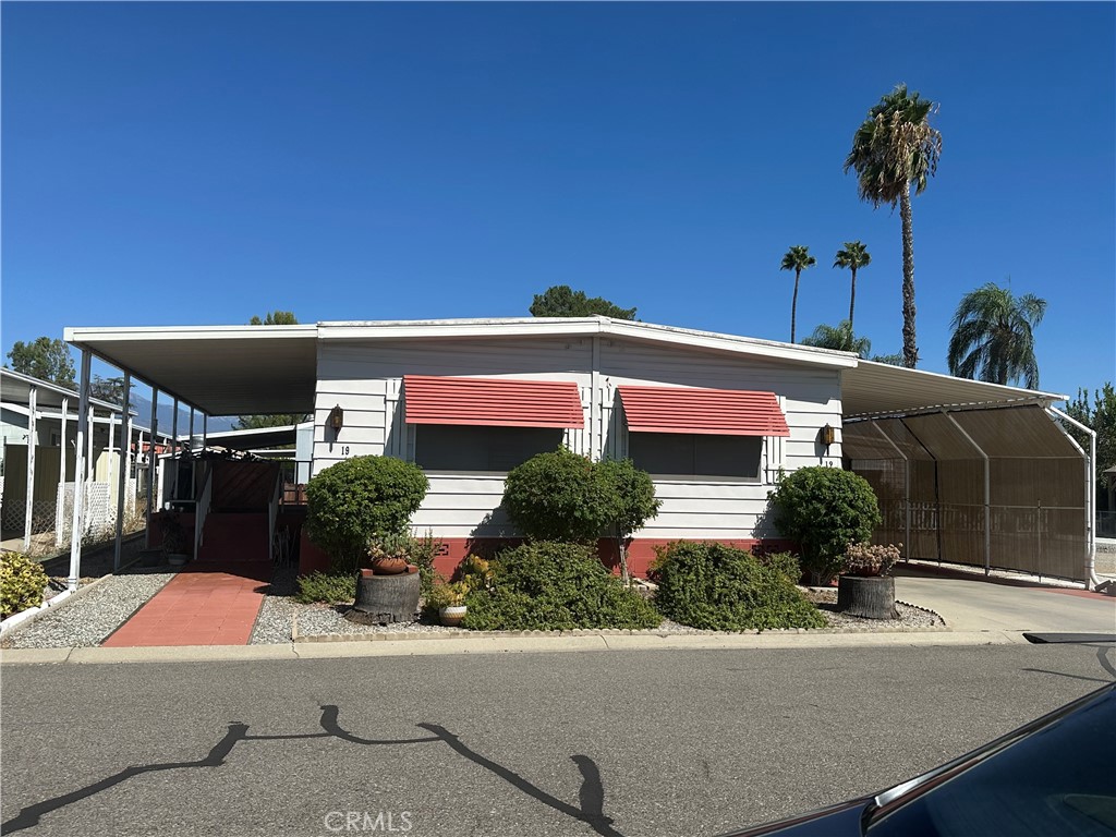 5001 W Florida, Hemet, CA 92545 — photo 1