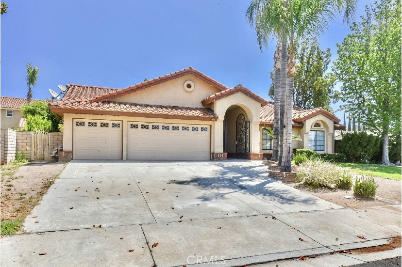 184 Cannon Road, Riverside, CA 92506 — photo 1