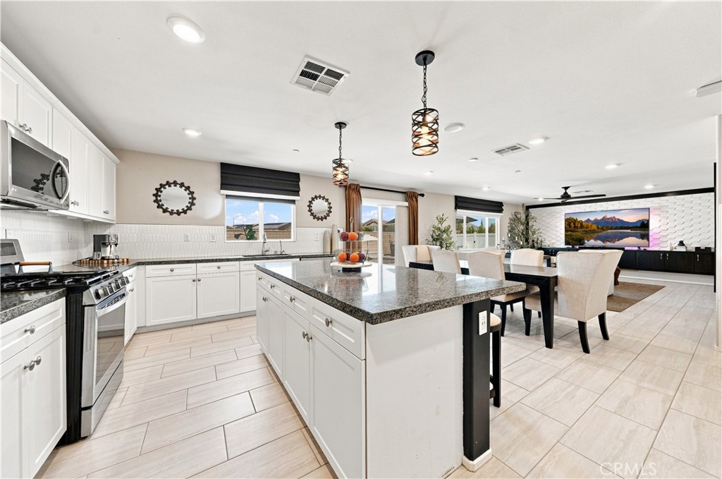 29281 Glass Mountain Court, Winchester, CA 92596 — photo 1