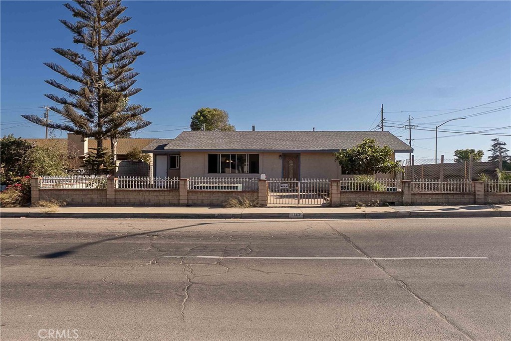 1142 W Donovan, Santa Maria, CA 93458 — photo 1