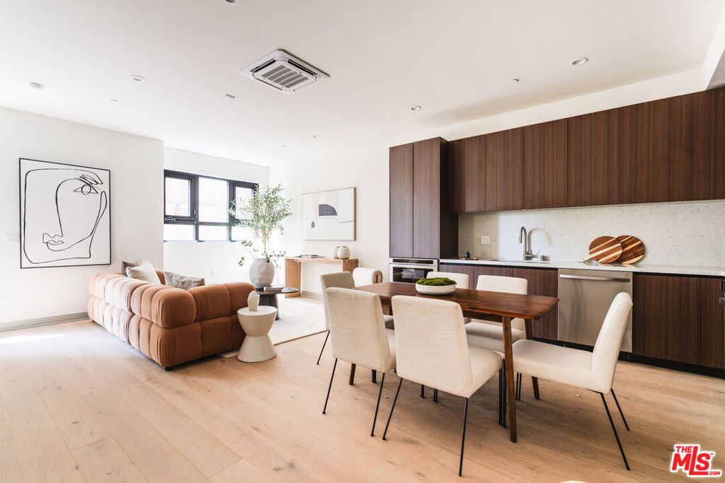1051 N Spaulding Avenue B, West Hollywood, CA 90046 — photo 1