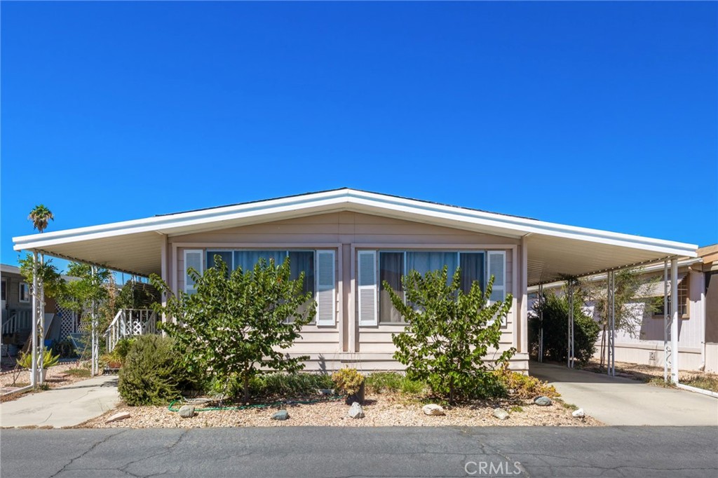 1525 W Oakland Avenue 79, Hemet, CA 92453 — photo 1