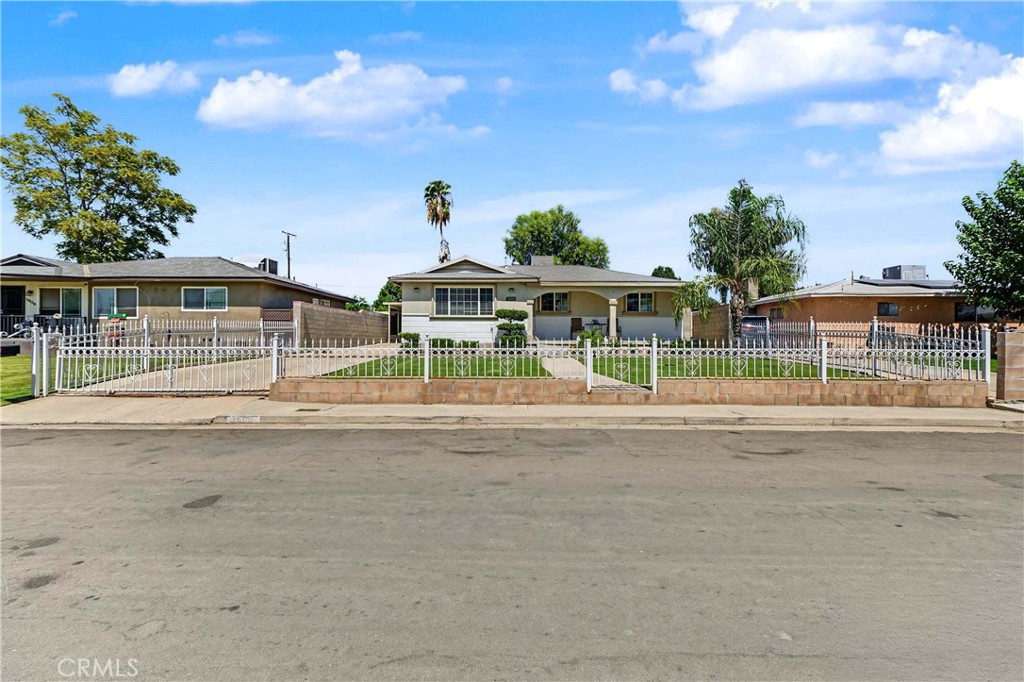 3608 Jean, Bakersfield, CA 93306 — photo 1
