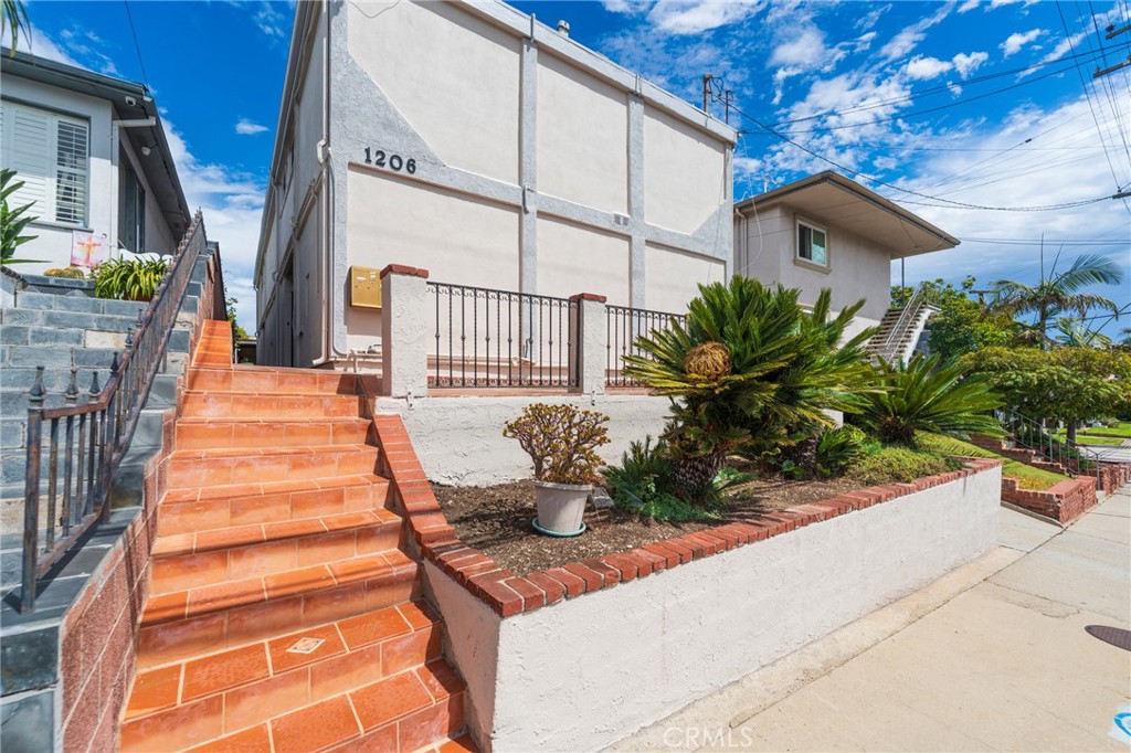 1206 W 25th Street, San Pedro, CA 90731 — photo 1