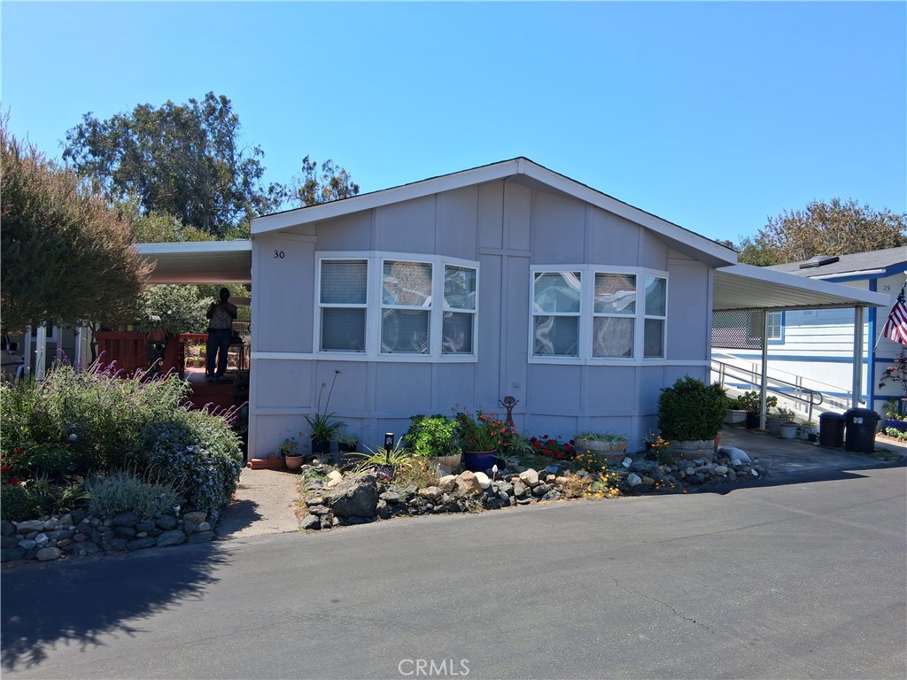 1226 Main 30