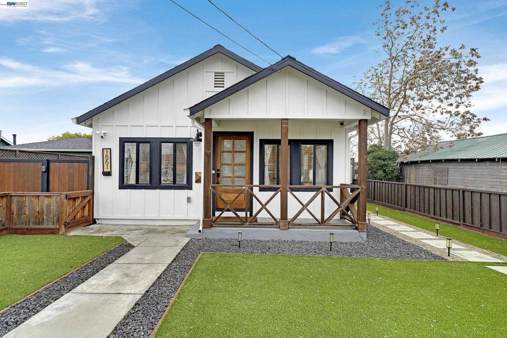 1861 Linden St, Livermore, CA 94551 — photo 1