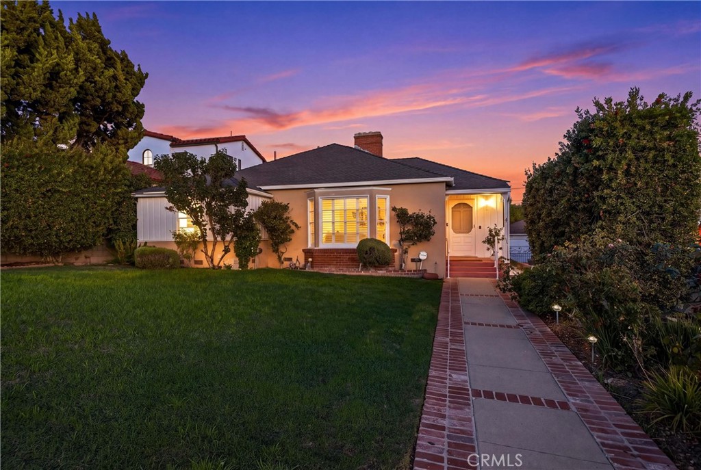 730 E Fairmount Road, Burbank, CA 91501 — photo 1