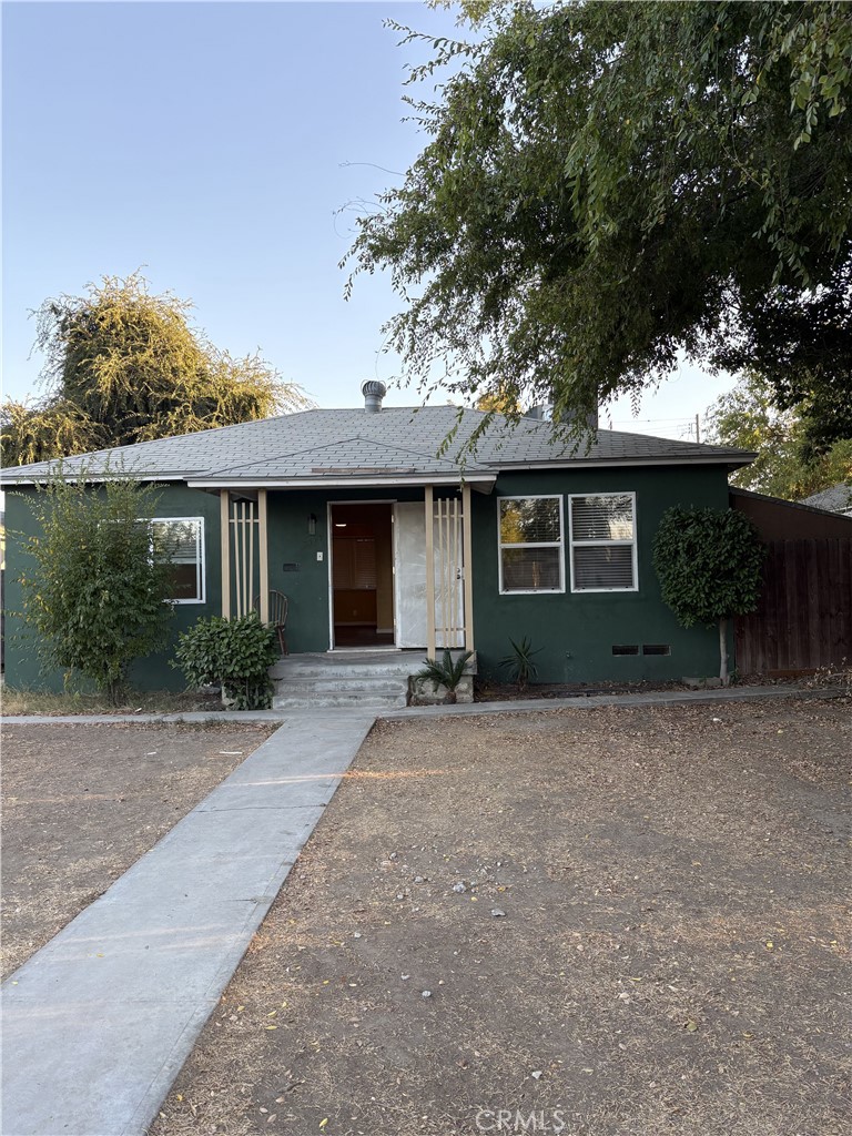 2325 Verde, Bakersfield, CA 93304 — photo 1