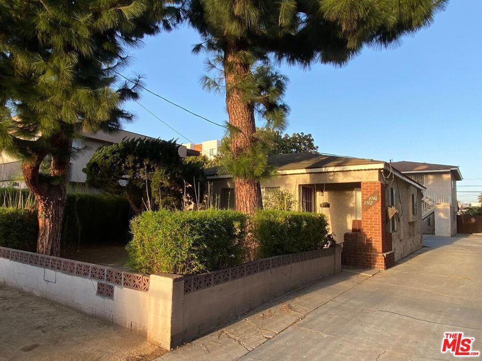 3742 Dufresne Court, Los Angeles, CA 90034 — photo 1