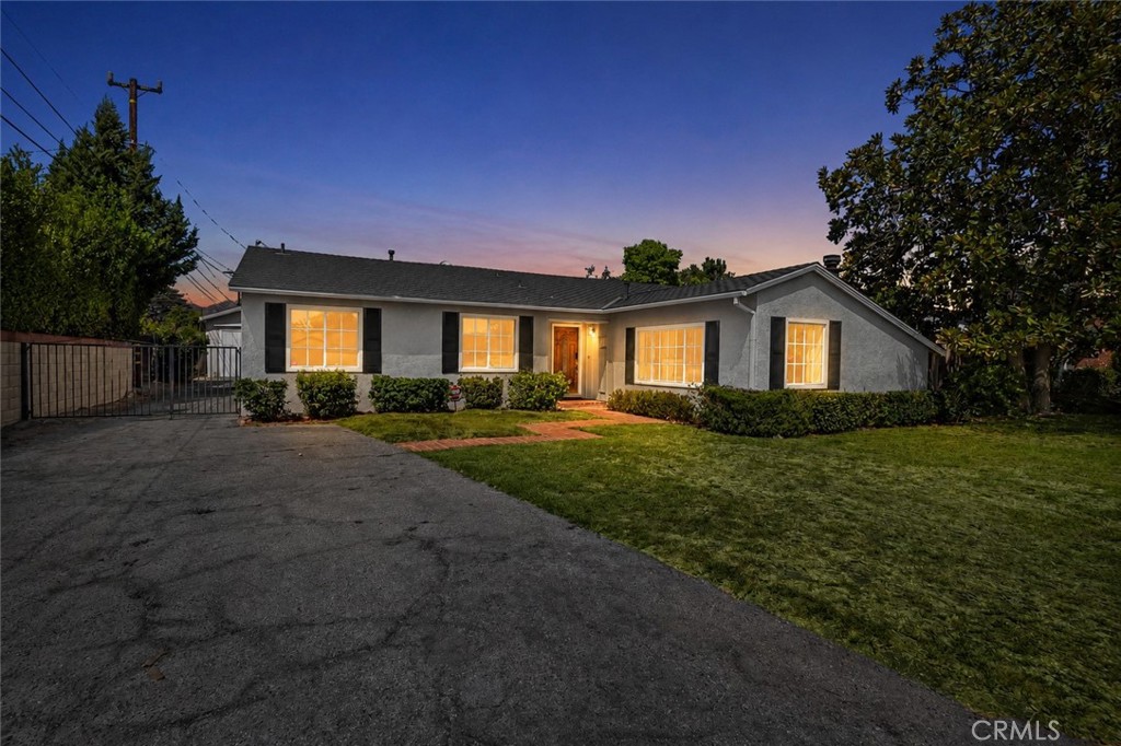 151 E Wistaria, Arcadia, CA 91006 — photo 1