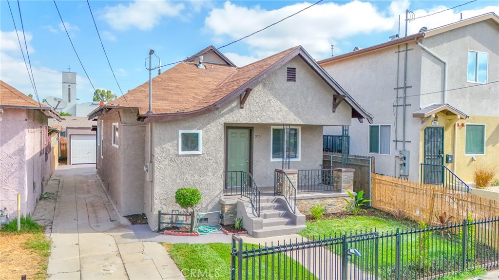 975 E 43rd, Los Angeles, CA 90011 — photo 1