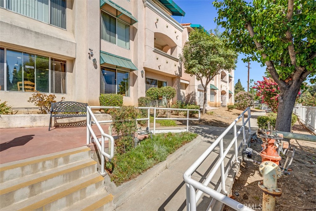 111 Marguerita Ave 106, Monterey Park, CA 91754 — photo 1