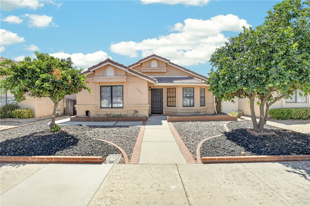 3033 W Fruitvale, Hemet, CA 92545 — photo 1