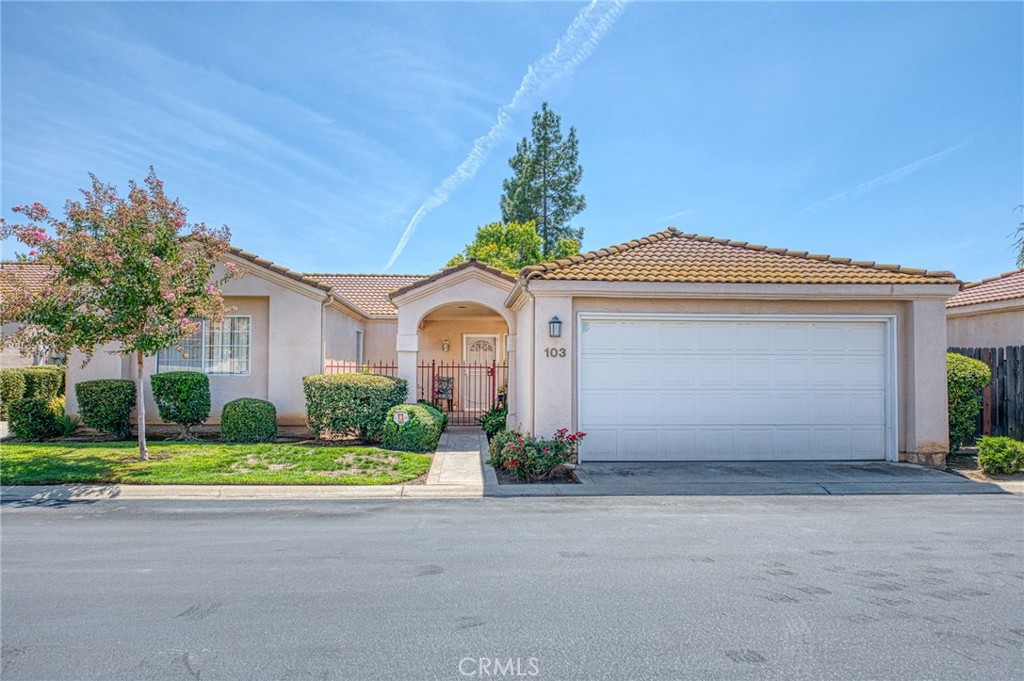 6706 N Chestnut, Fresno, CA 93710 — photo 1