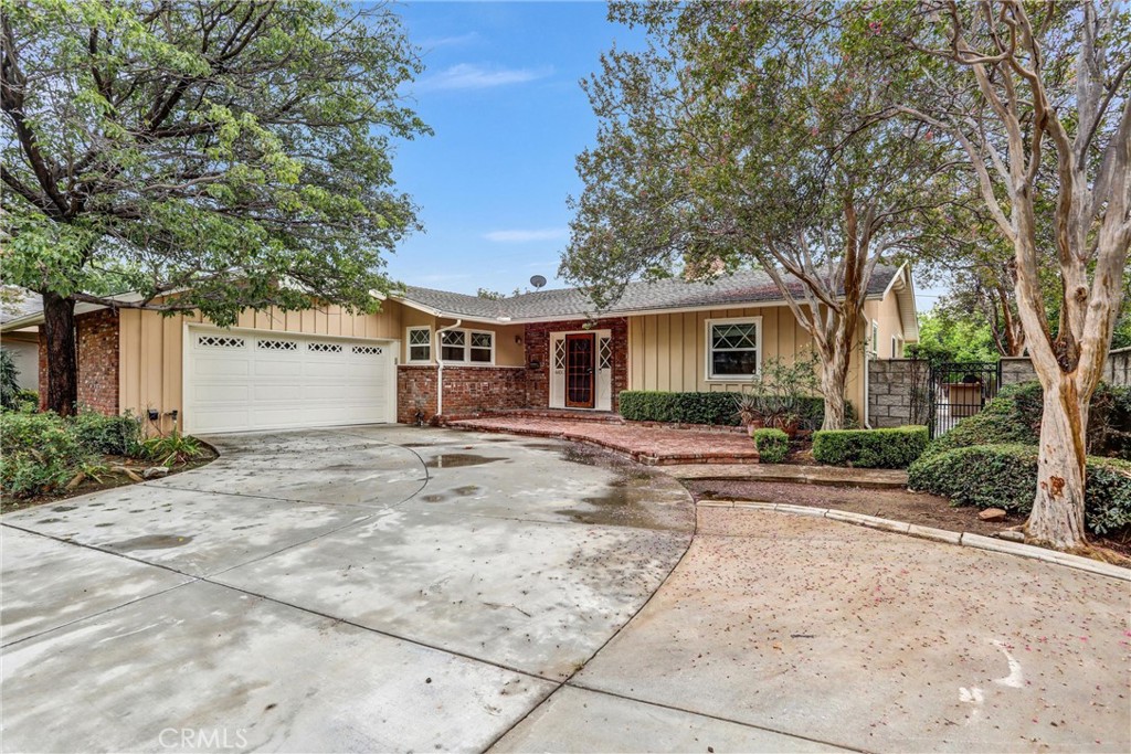4450 Beechwood, Riverside, CA 92506 — photo 1