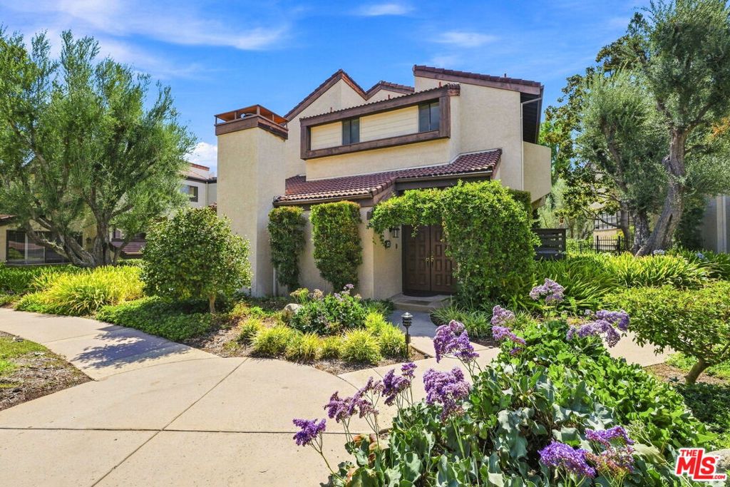 21801 Burbank Boulevard 83, Los Angeles, CA 91367 — photo 1