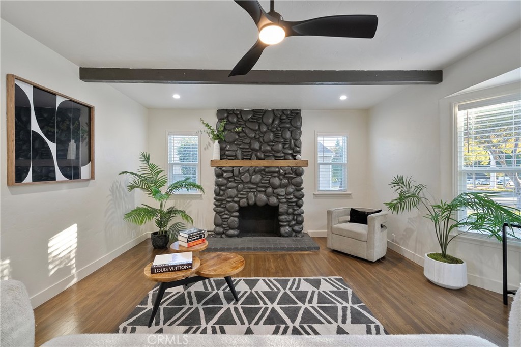 1526 N White Avenue, Pomona, CA 91768 — photo 1