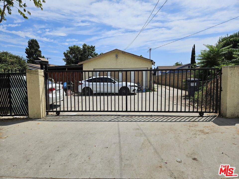 2238 E 120th Street, Los Angeles, CA 90059 — photo 1