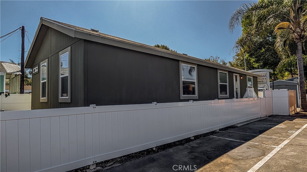 400 E. Arbor St. 1, Long Beach, CA 90805 — photo 1