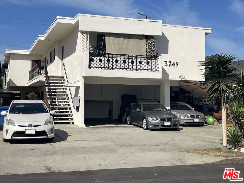 3749 Veteran Avenue, Los Angeles, CA 90034 — photo 1