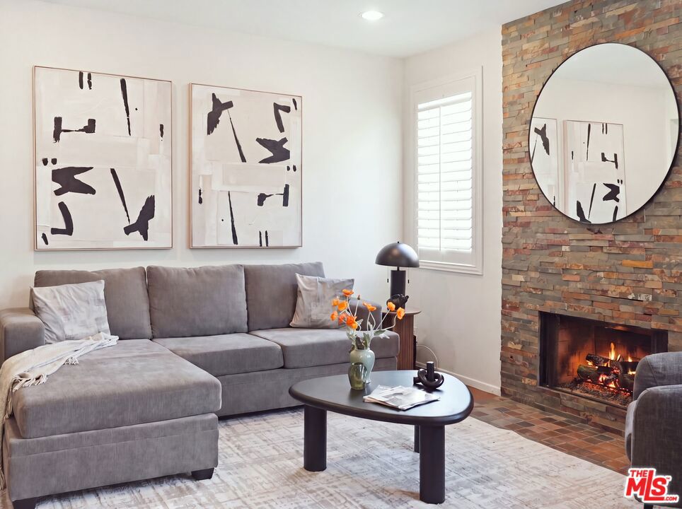 4236 Longridge Avenue 203, Los Angeles, CA 91604 — photo 1