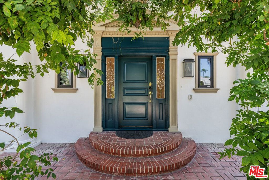 701 Trenton Drive, Beverly Hills, CA 90210 — photo 1