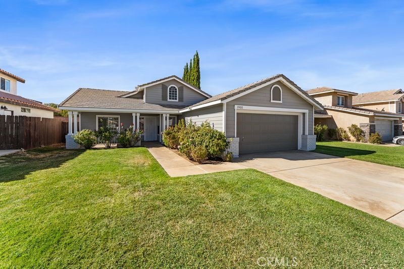1932 Shamrock Avenue, Palmdale, CA 93550 — photo 1