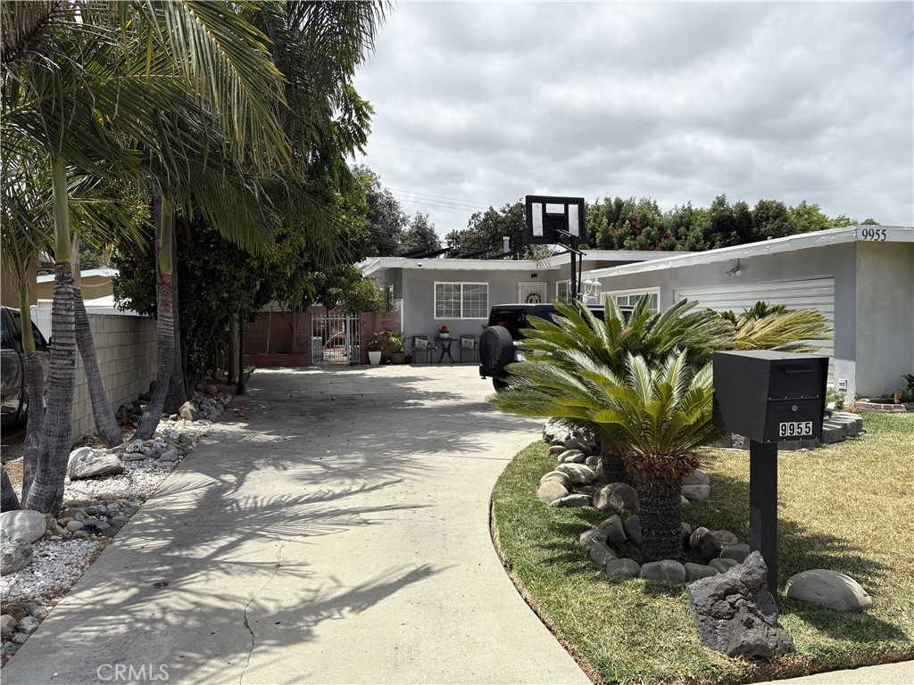 9955 Parkinson, Whittier, CA 90605 — photo 1
