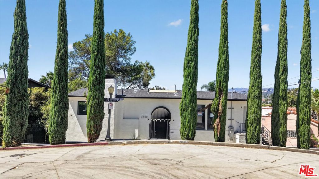 3950 Franklin Avenue, Los Angeles, CA 90027 — photo 1