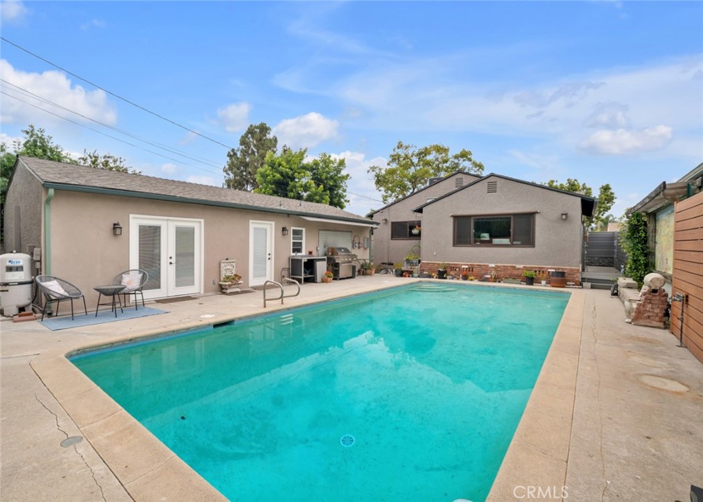 322 S Lincoln Street, Burbank, CA 91506 — photo 1