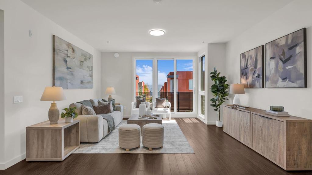 555 Innes Avenue 313, San Francisco, CA 94124 — photo 1