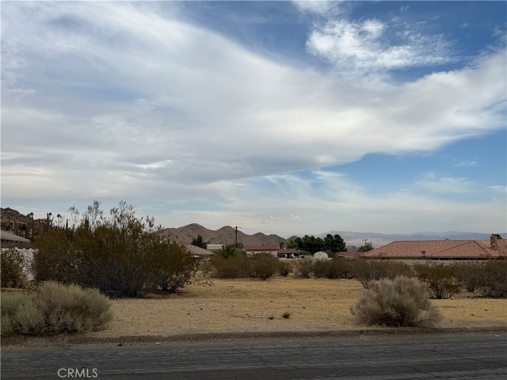 0 Iwa, Apple Valley, CA 92307 — photo 1