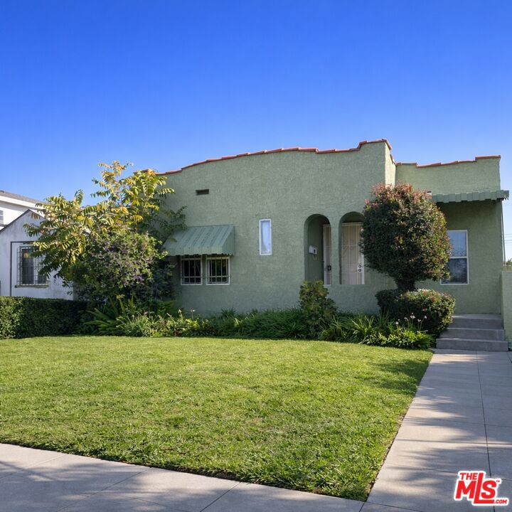 6710 4th Avenue, Los Angeles, CA 90043 — photo 1