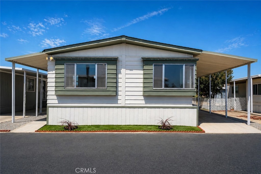 530 W Devonshire Avenue 19, Hemet, CA 92543 — photo 1