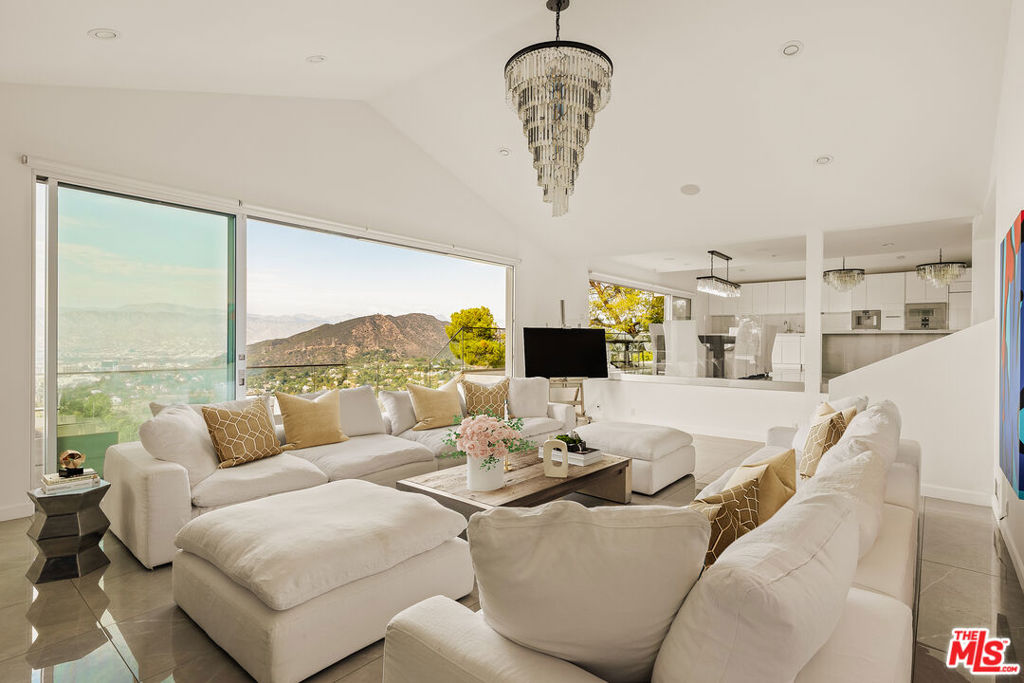 7377 Pyramid Place, Los Angeles, CA 90046 — photo 1