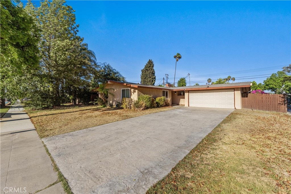 6790 El Cajon Dr, Riverside, CA 92504 — photo 1
