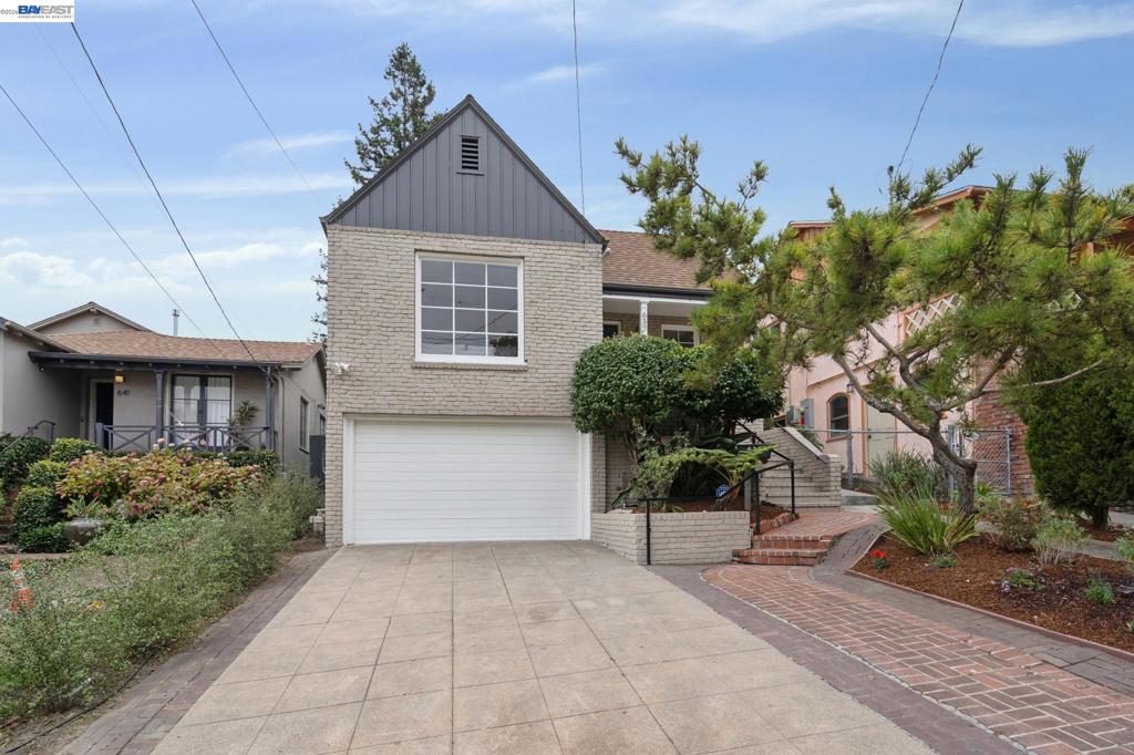 637 Boulevard Way, Oakland, CA 94610 — photo 1