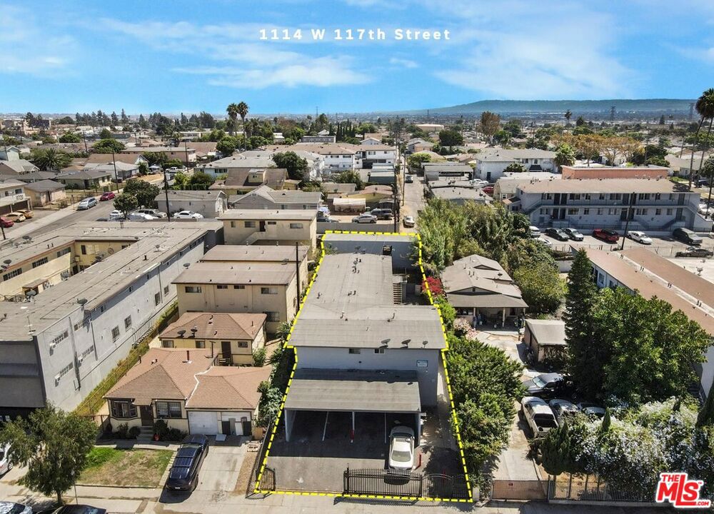1114 W 117th Street, Los Angeles, CA 90044 — photo 1